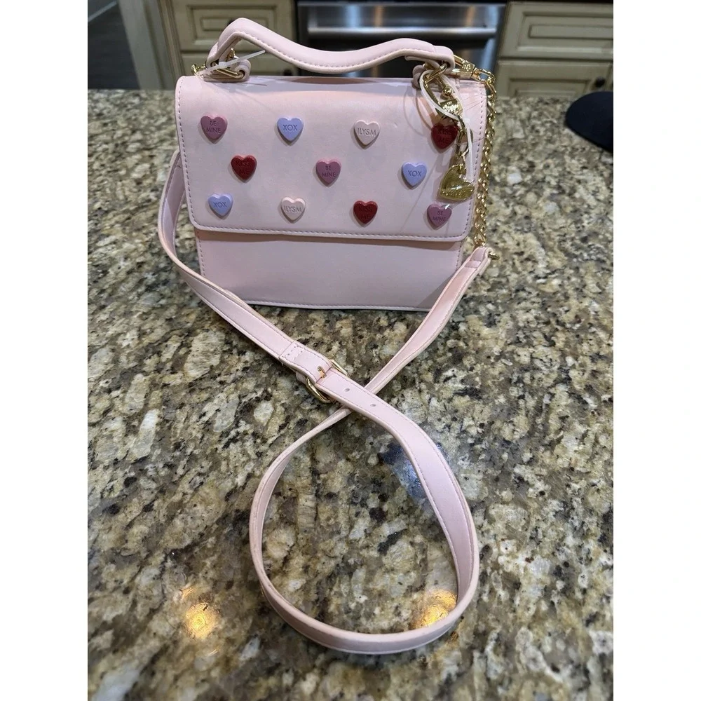 Betsey Johnson betsey johnson